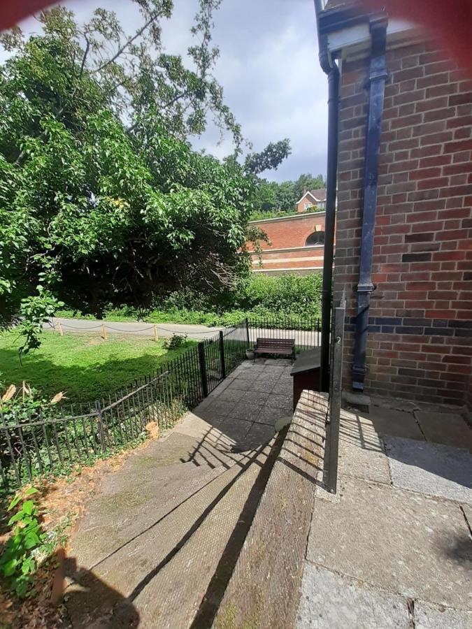 Alum House Villa Tewkesbury Buitenkant foto